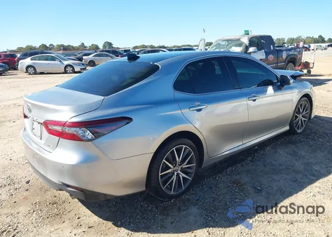 2023 Toyota Camry Xle z USA, uszkodzony, nr VIN 4T1F11AK8PU831483